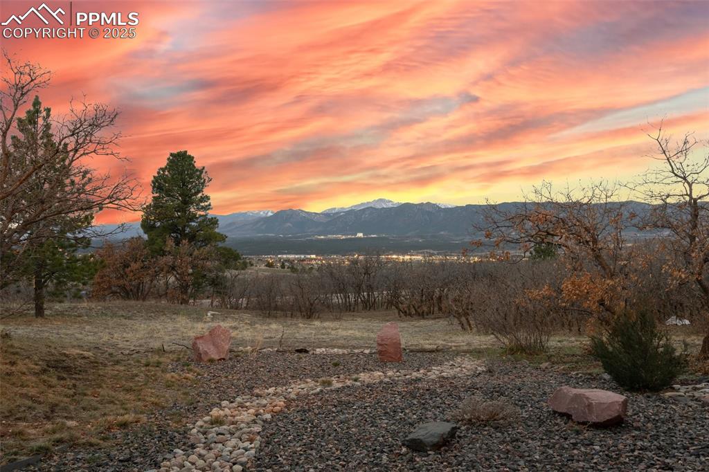 Image 45 of 48: View of mountain feature