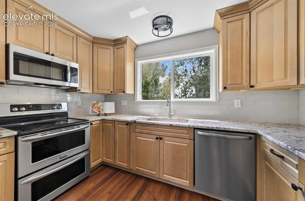 Image 9 of 41: high end cabinetry