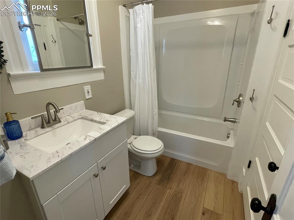 Image 4 of 30: House Bath with new vanity and shower / tub