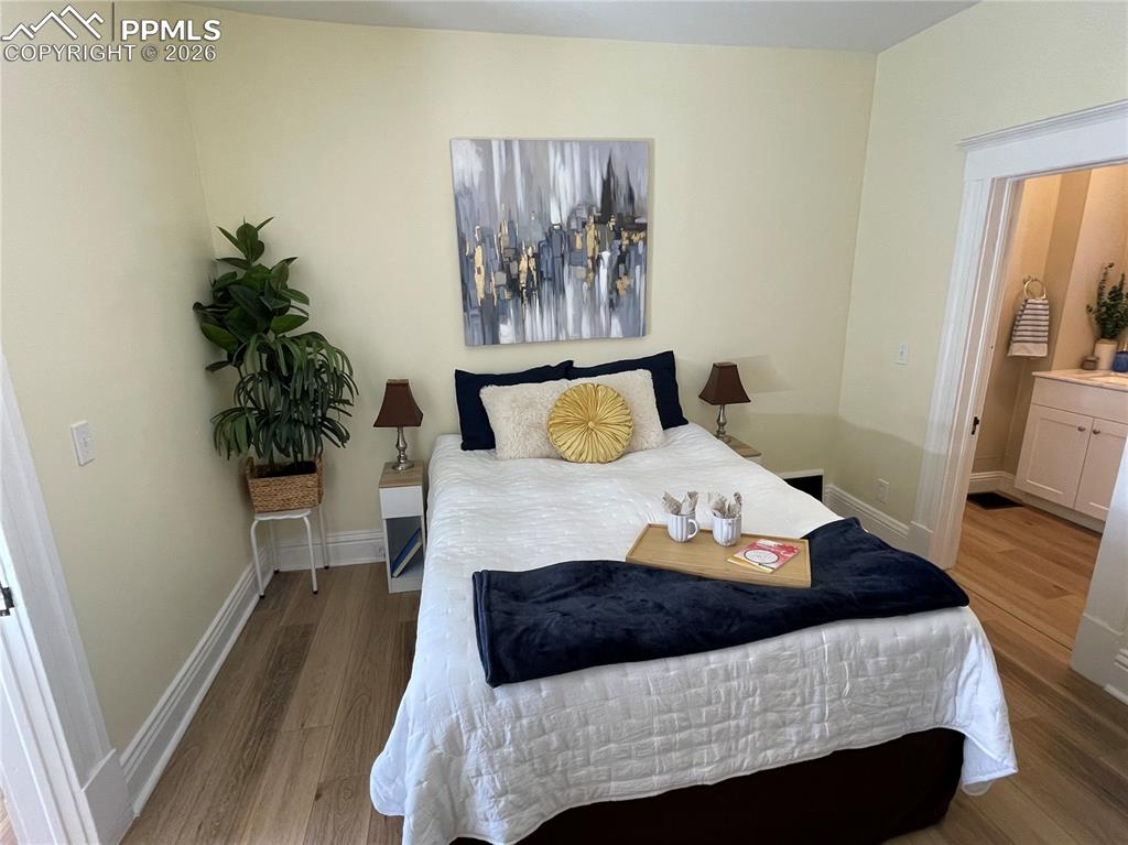 Image 5 of 30: House Bedroom 1 with Ensuite Bath