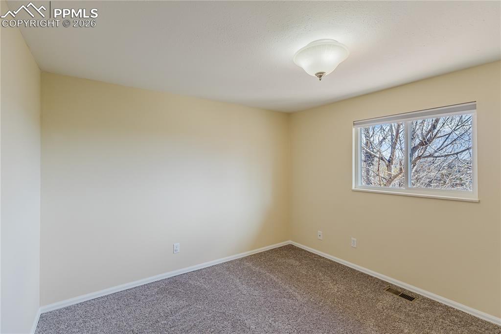 Image 16 of 26: Bedroom #1 - Upper level