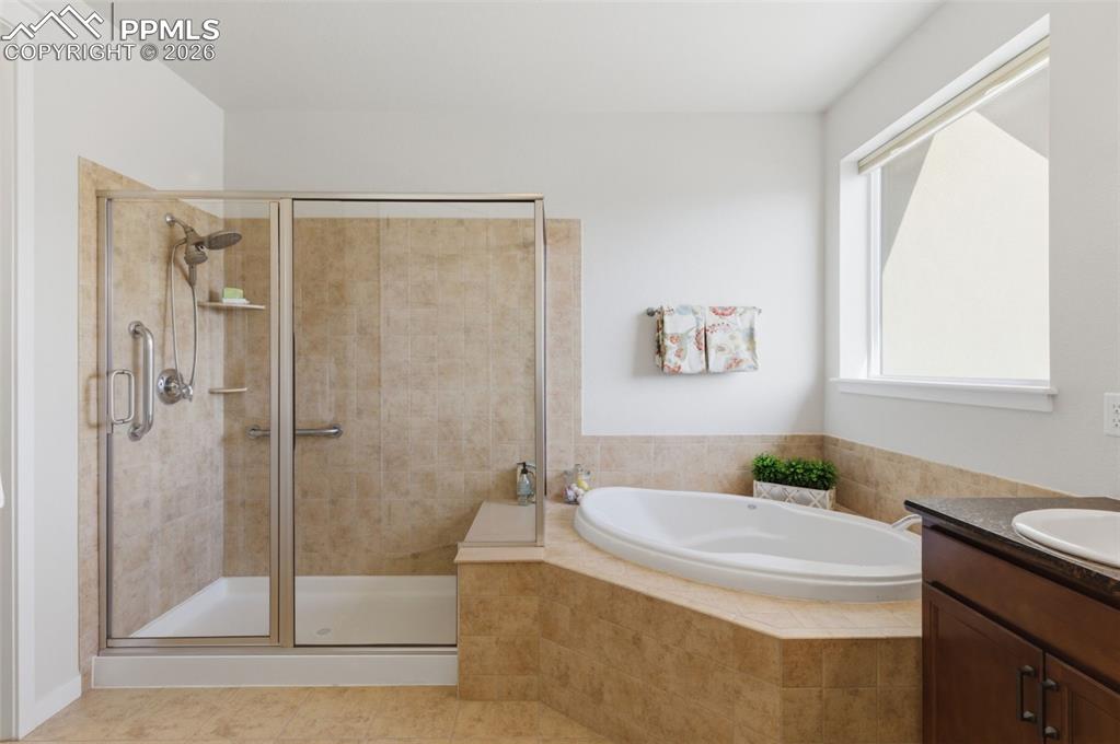 Image 21 of 50: Master Bathroom