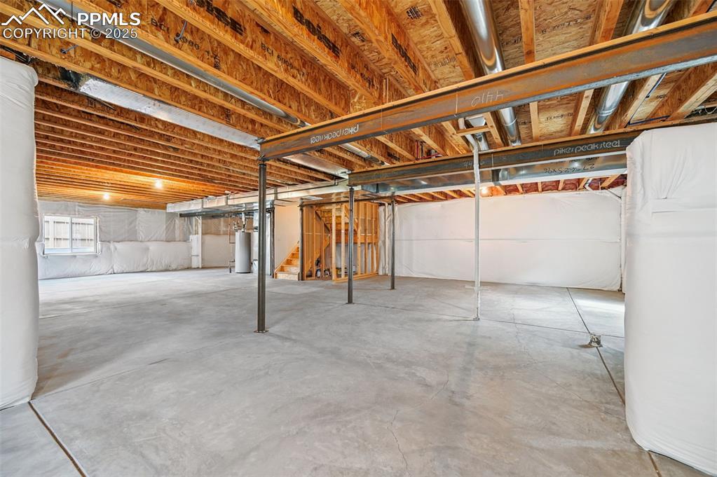 Image 40 of 46: basement, from SE viewpoint
