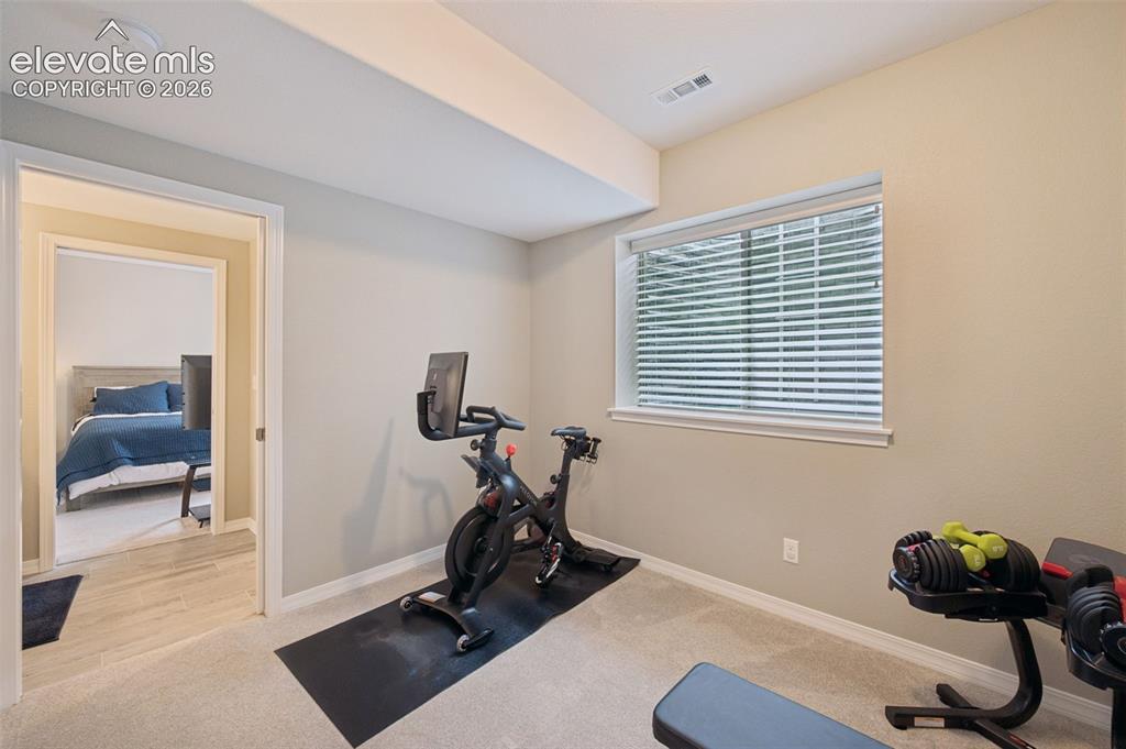 Image 27 of 32: Exercise Room