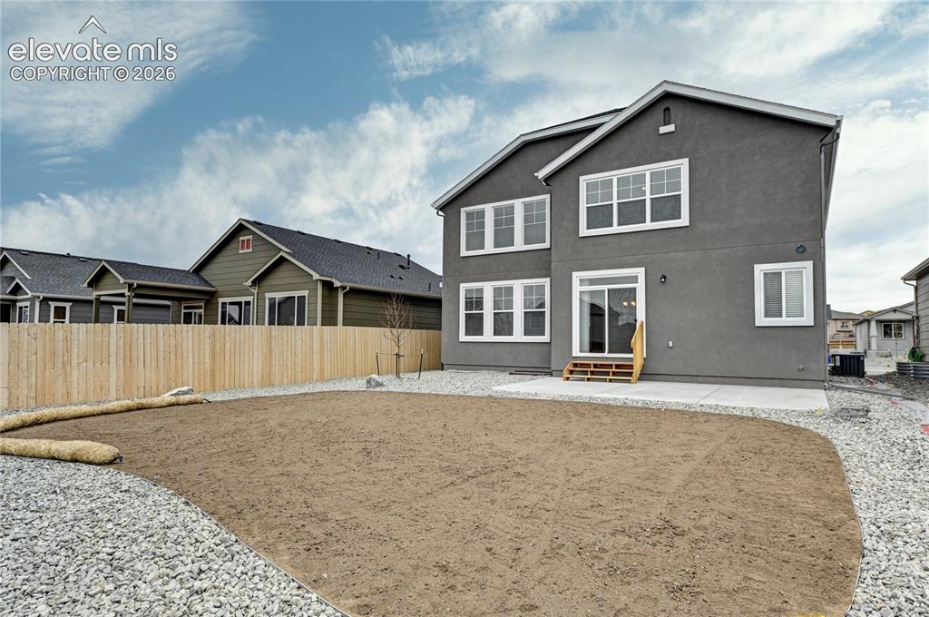 Image 18 of 46: Back of Structure