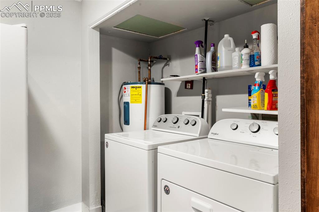 Image 25 of 30: Washer and Dryer Incuded