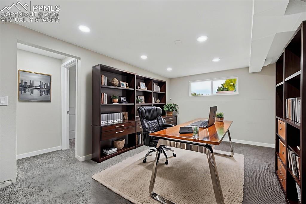 Image 25 of 36: Virtually Staged