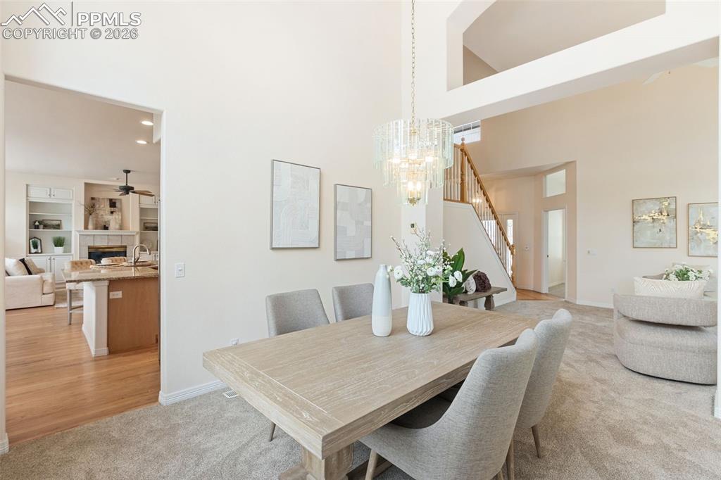 Image 7 of 45: Dining Area