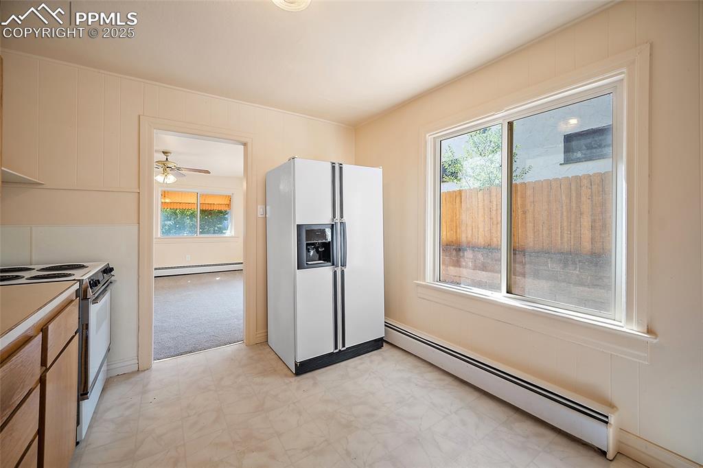 Image 12 of 42: Kitchen