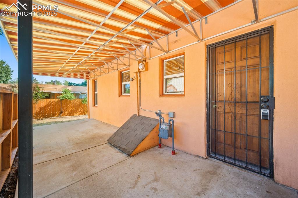 Image 20 of 42: Patio