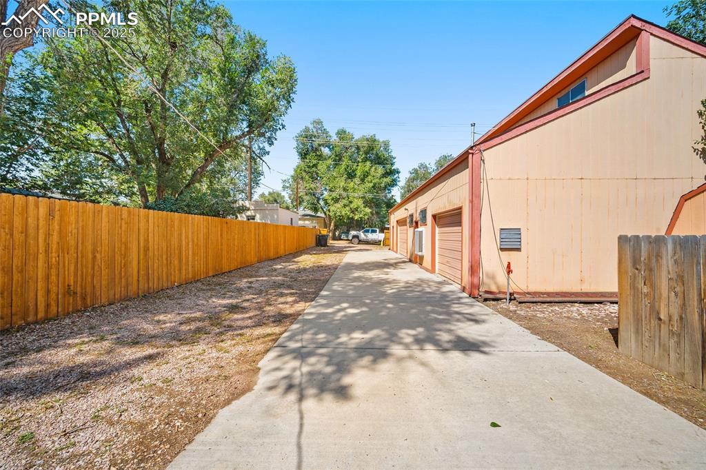 Image 39 of 42: Side of Structure