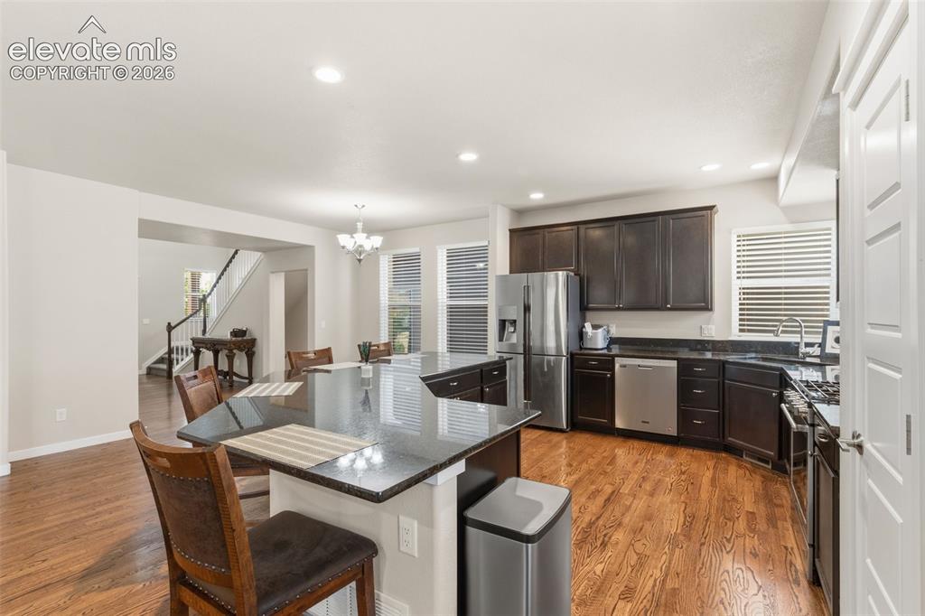 Image 7 of 45: Kitchen
