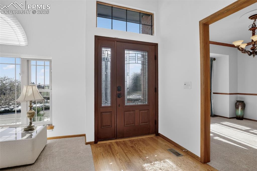 Image 9 of 46: Entry