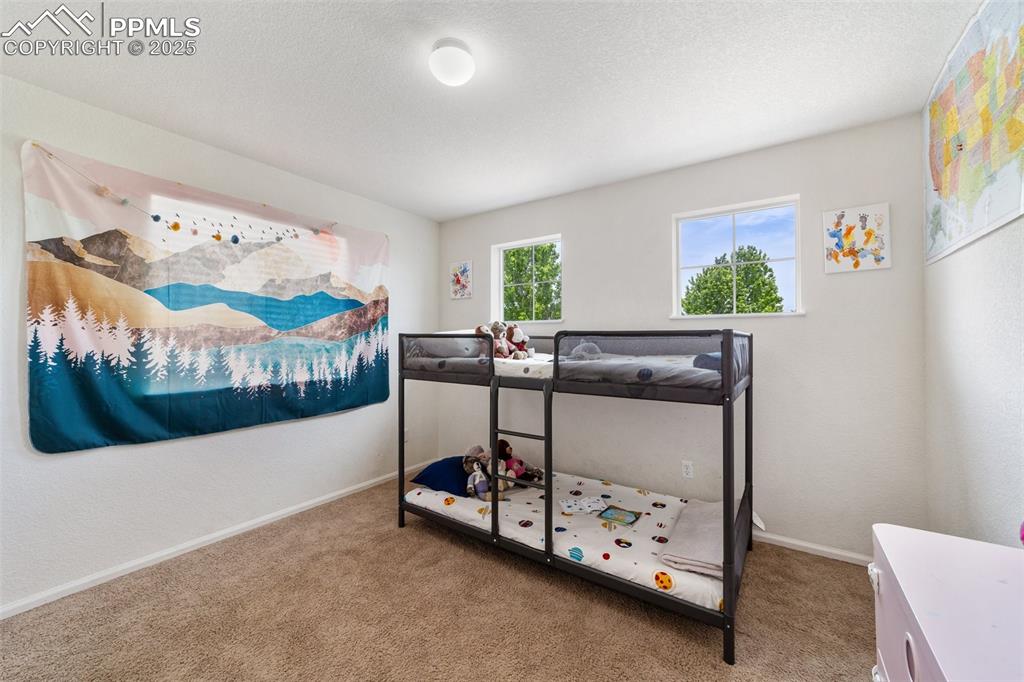 Image 14 of 41: Bedroom