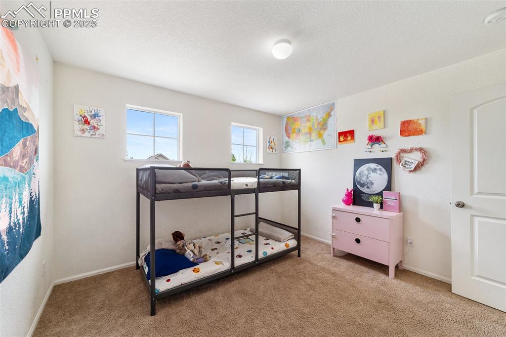 Image 15 of 41: Bedroom