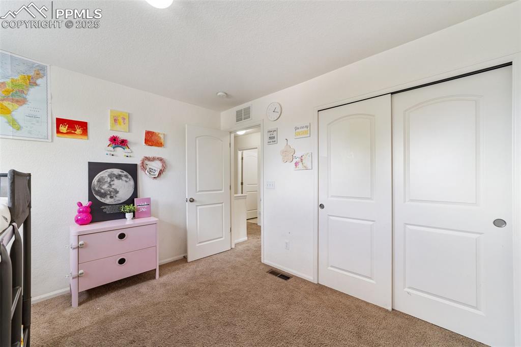 Image 16 of 41: Bedroom