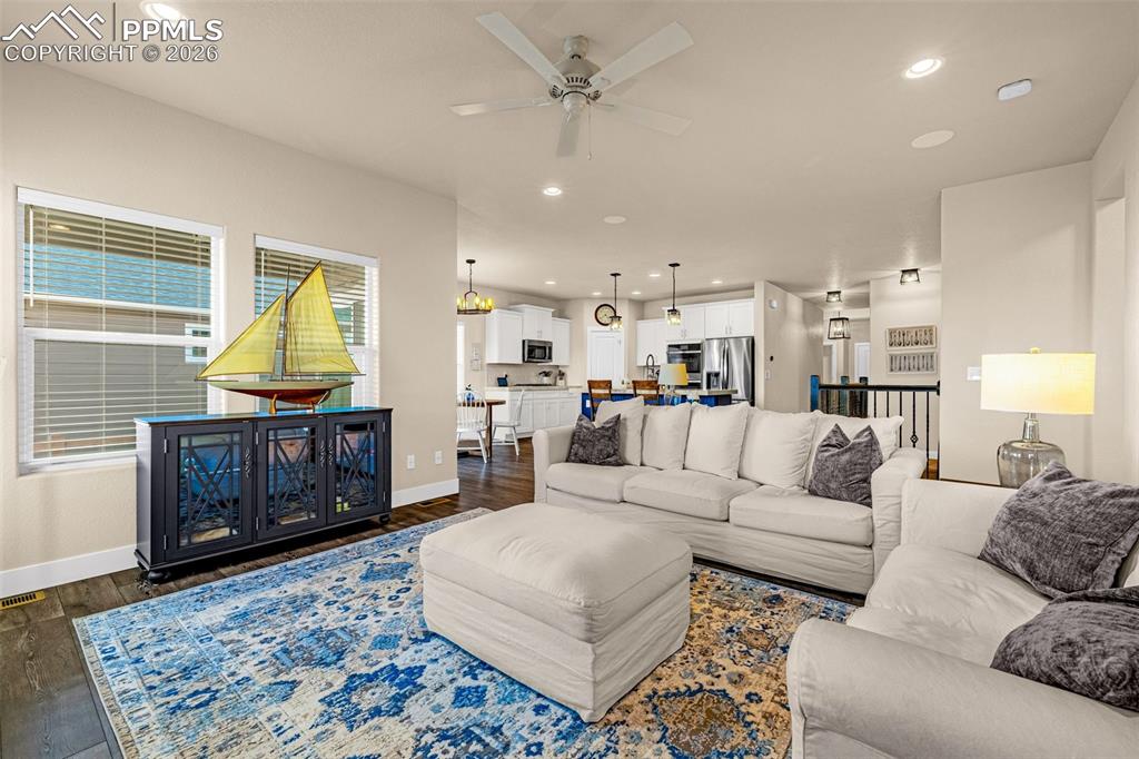 Image 10 of 45: Living Room