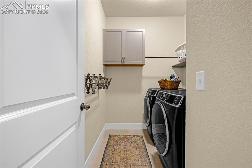 Image 29 of 45: Laundry