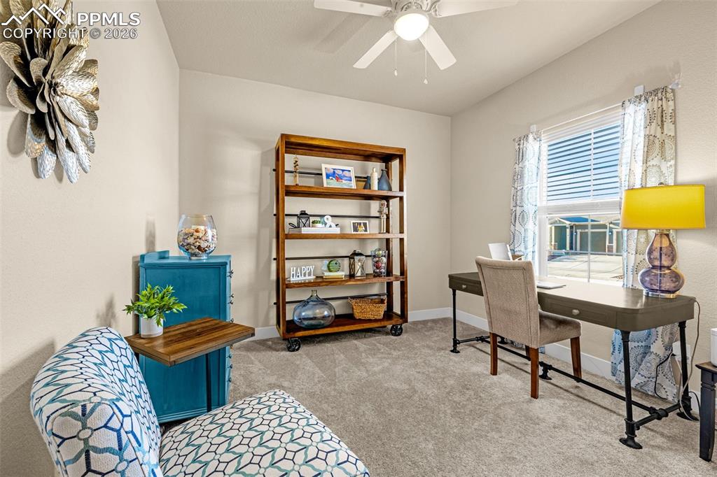 Image 30 of 45: Office