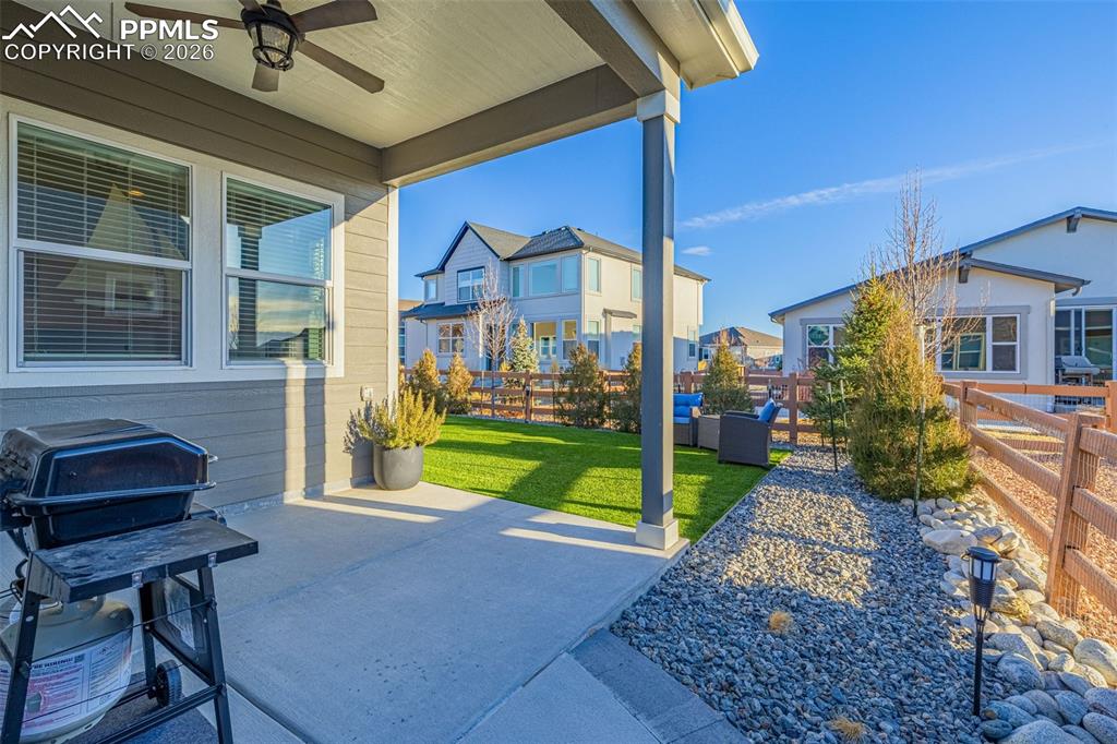 Image 33 of 45: Patio