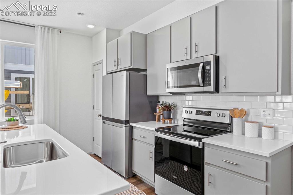 Image 13 of 24: Photos of a model homes