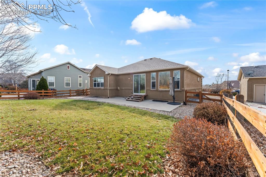 Image 35 of 36: Back of Structure