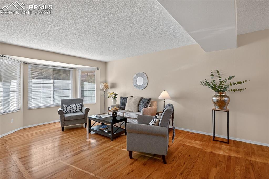 Image 14 of 45: Living Room