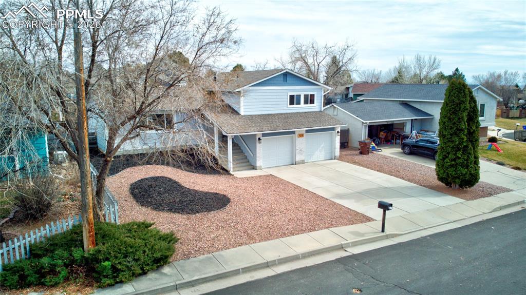 Image 30 of 35: Front of Structure