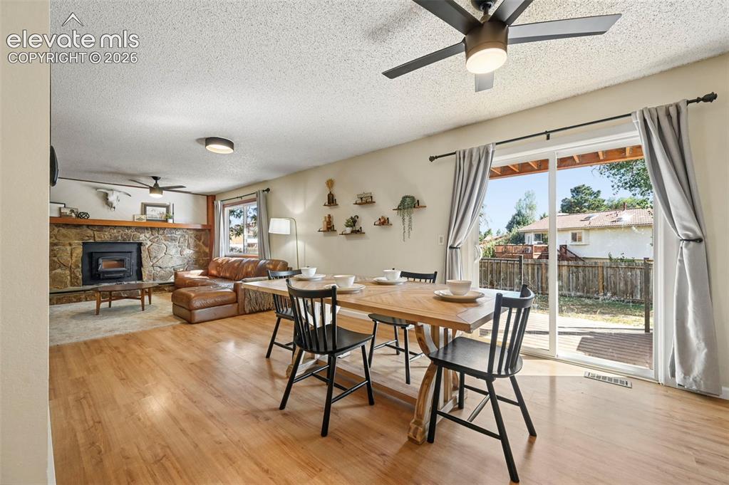 Image 13 of 48: Dining Area