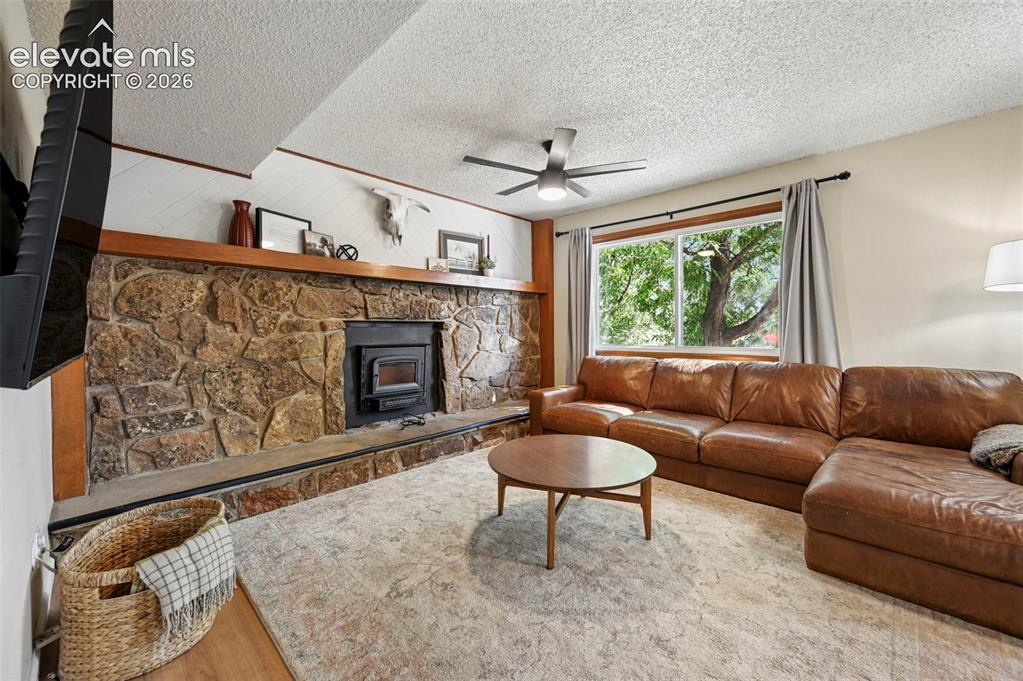 Image 6 of 48: Living Room