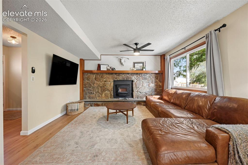 Image 7 of 48: Living Room