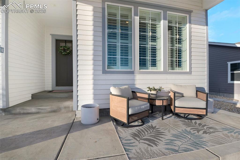 Image 32 of 32: Patio