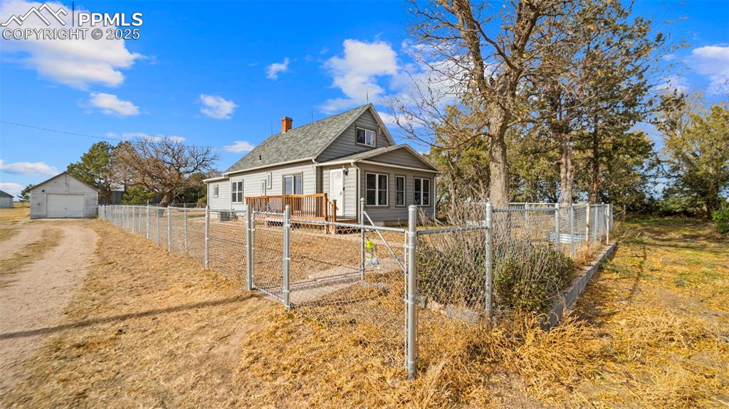 Image 35 of 50: Front of Structure