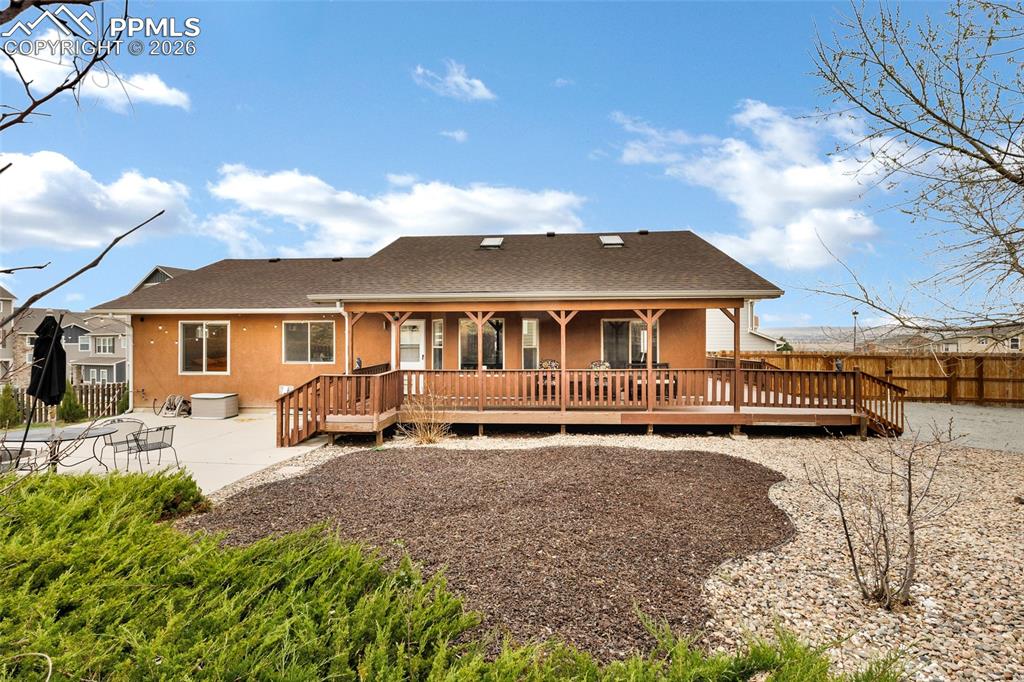 Image 2 of 44: Back of Structure