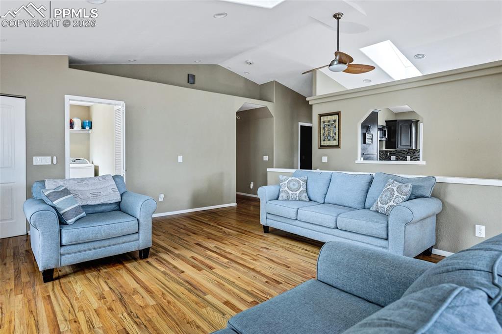 Image 23 of 44: Living Room