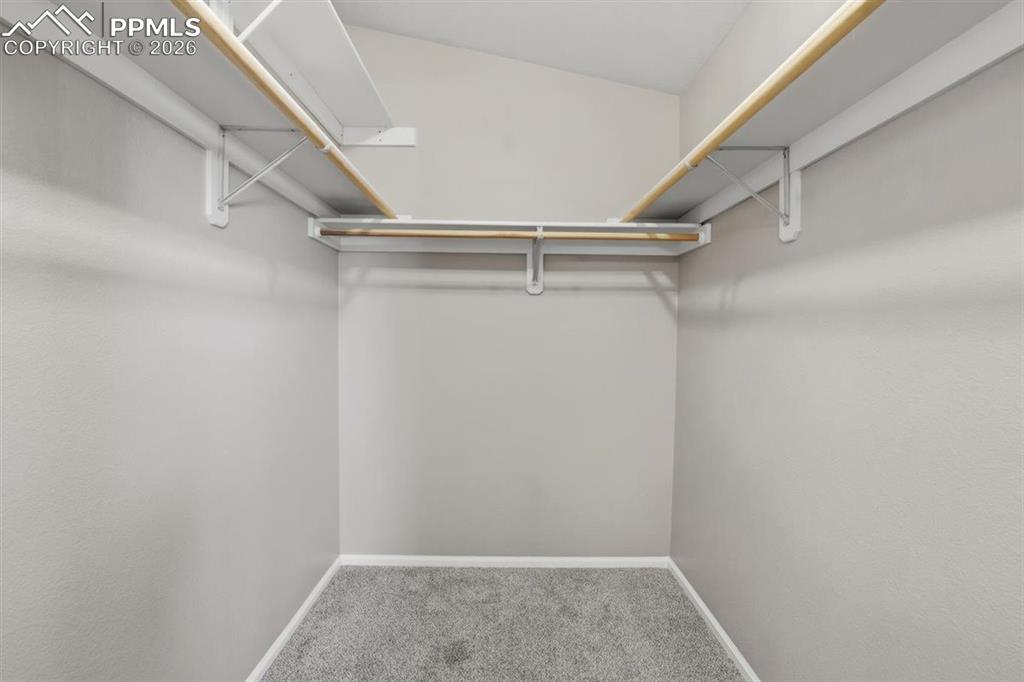 Image 15 of 26: Closet