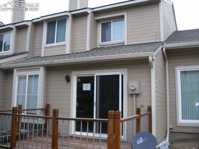 Image 11 of 46: Back of Structure