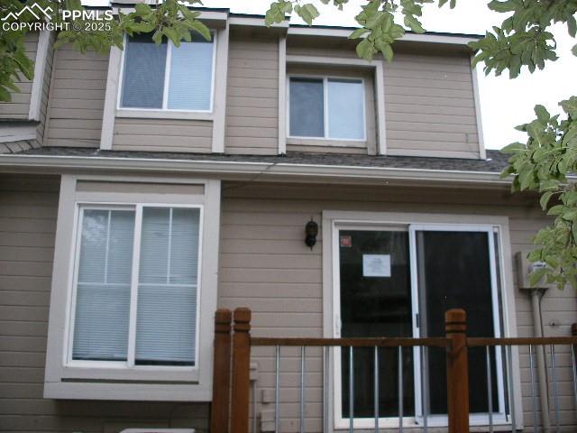 Image 4 of 46: Back of Structure