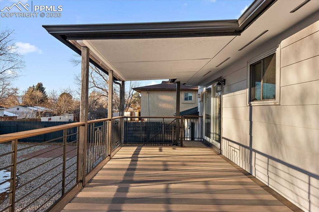 Image 29 of 42: Balcony