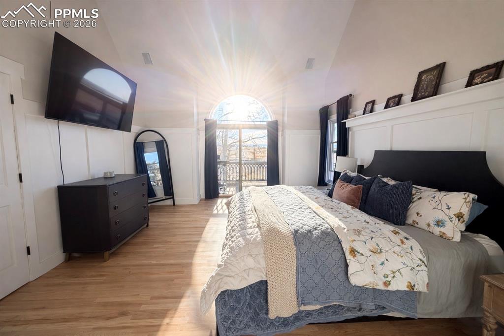 Image 12 of 50: Master Bedroom