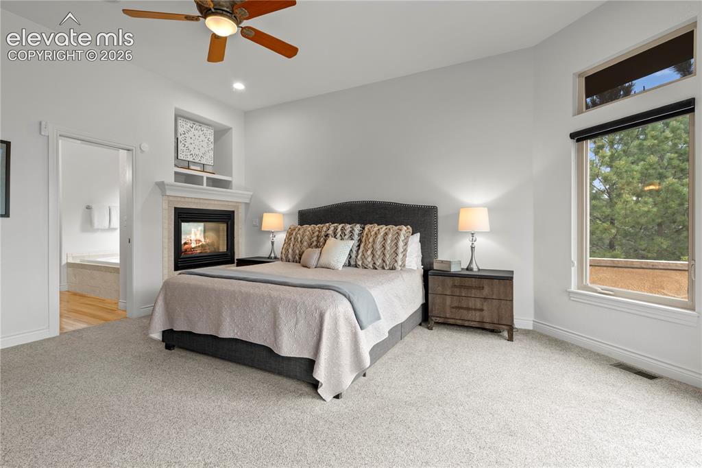 Image 17 of 47: Bedroom