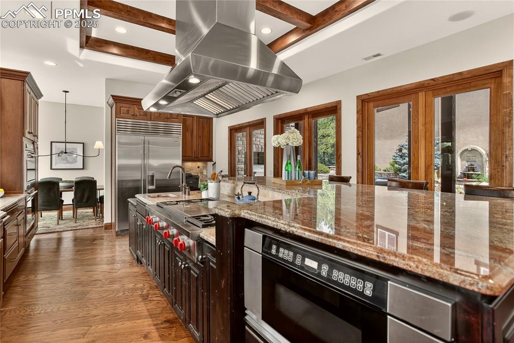 Image 10 of 41: SS appliances including dual oven