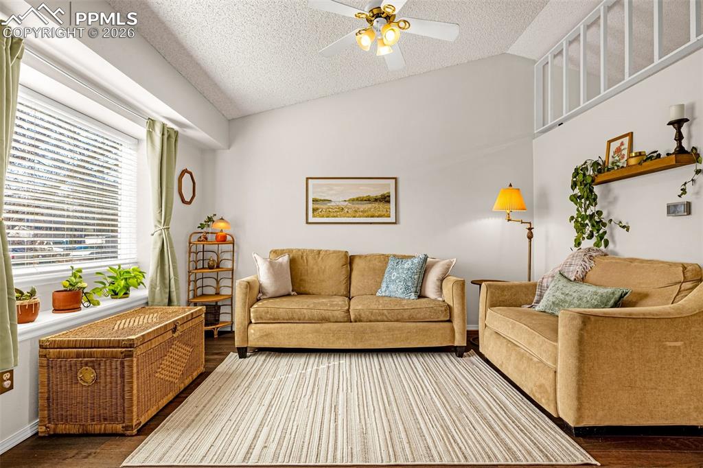 Image 3 of 36: Living Room