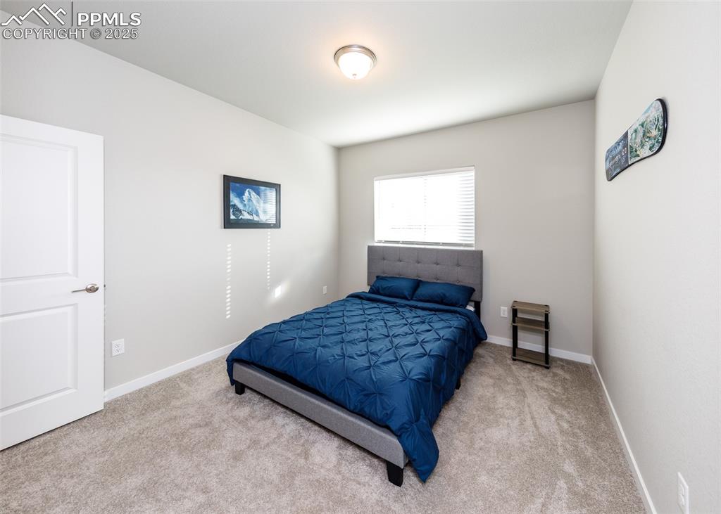 Image 20 of 34: Bedroom