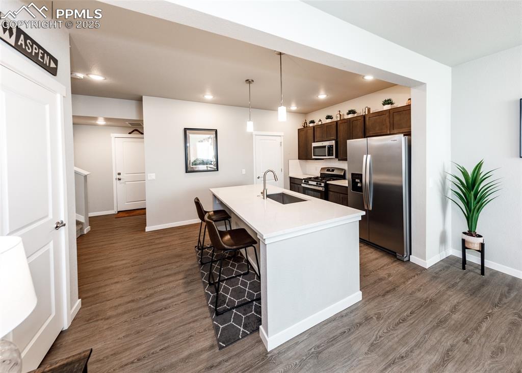 Image 8 of 34: Kitchen