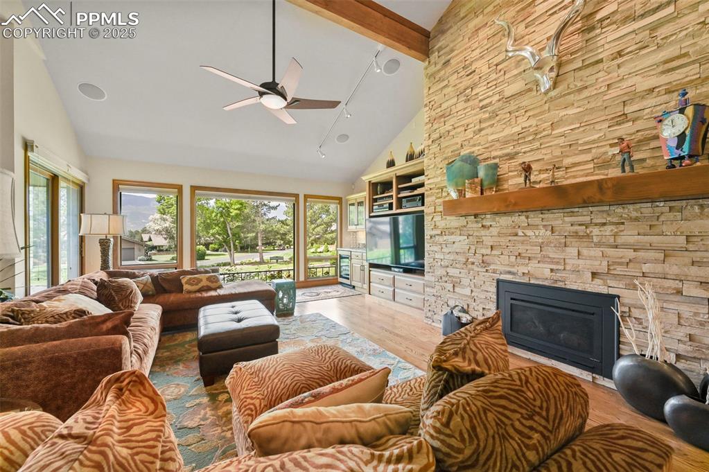 Image 11 of 50: Living Room