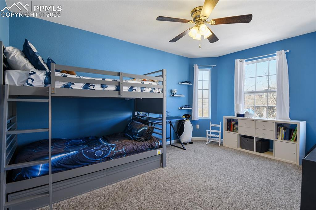 Image 22 of 31: Bedroom