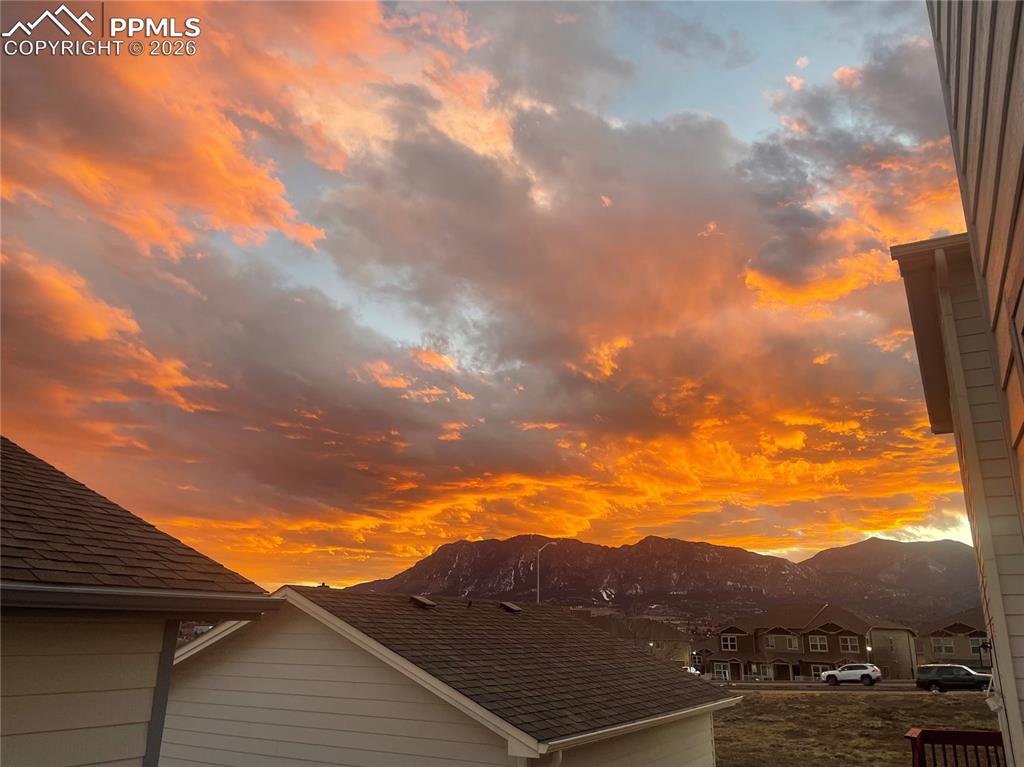 Image 29 of 31: Sunset from the back