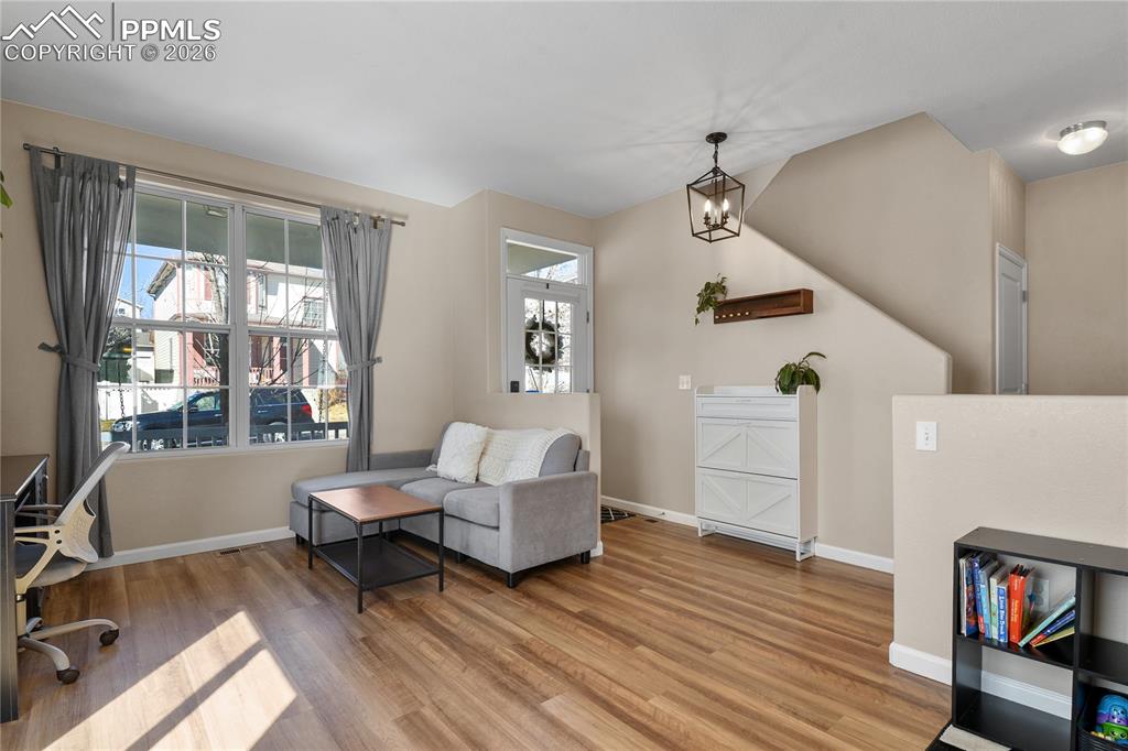 Image 5 of 31: Living Room