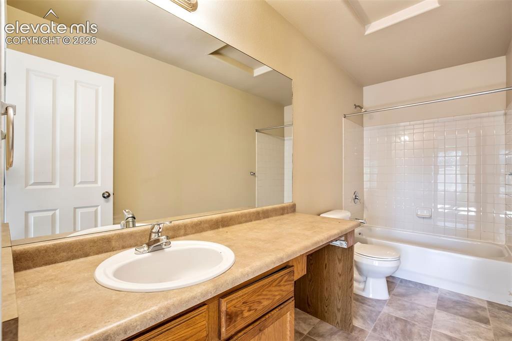 Image 20 of 34: Master Bathroom